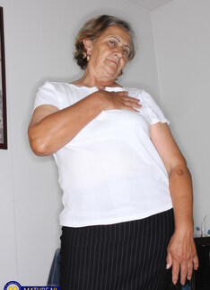 Young guy Roberto fucking his 68 year old hairy granny neighbor Jana W. hard in the livingroom