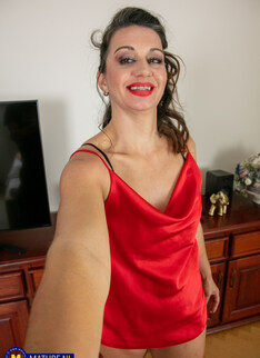 Stepmom Genia loves sucking her stepson's cock until he comes in hardcore POV style