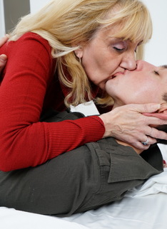 Naughty mature slut fucking her younger lover