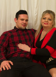Curvy housewife fooling around with her toy boy