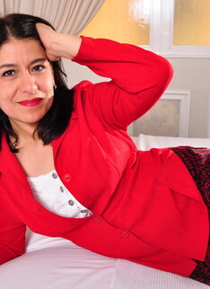 Hairy Latin housewife getting very naughty