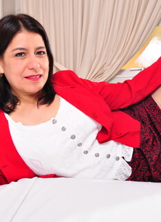 Hairy Latin housewife getting very naughty