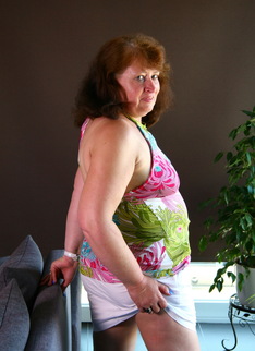 Horny Dutch mature BBW getting dirty