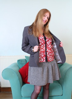 This naughty British housewife is getting ready for something