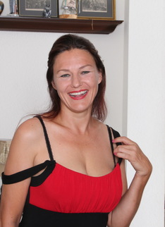 Hairy American housewife getting wet and wild