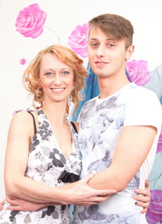 Hot housewife doing the guy next door