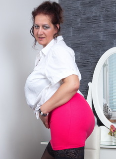 Horny chubby mature lady with her big boobs getting naughty