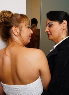 Naughty interracial mature threesome gets wild