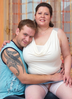Big mature mama playing with her toy boy
